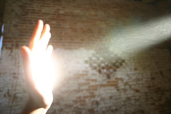 Martes 13 de marzo. Rayo de luz