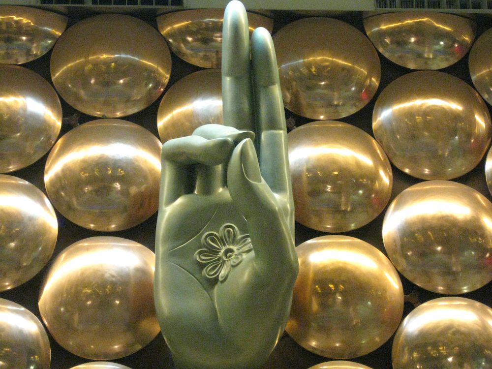 Lenguaje de las manos (mudras)